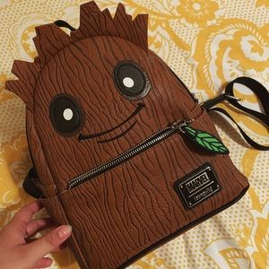 SOLD‼️ Disney Groot loungefly backpack